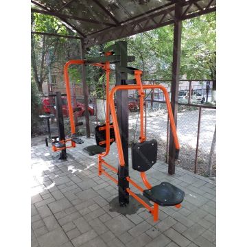 Тренажер уличный Баттерфляй-Жим от груди КВ