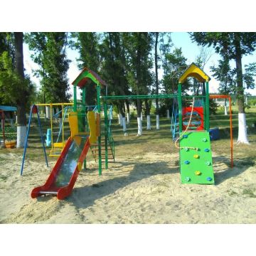 ДИК Плутон 03 с качелями