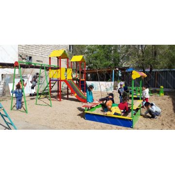 ДИК Австрия 08 с 2-мя качелями