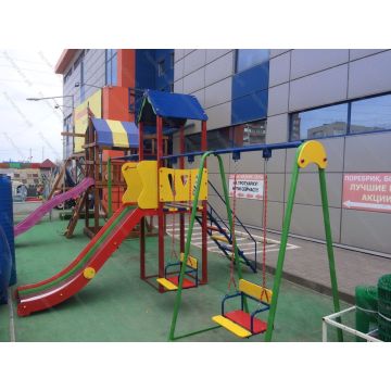 ДИК Австрия 04 с 2-мя качелями и рукоходом