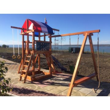 ДИК Тасмания с двумя качелями