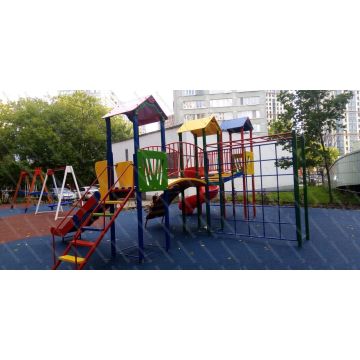 ДИК Дворик детства с винтовой горкой