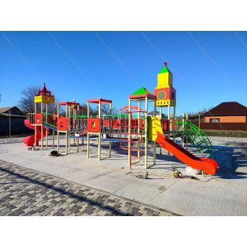 ДИК Кремль с винтовой горкой