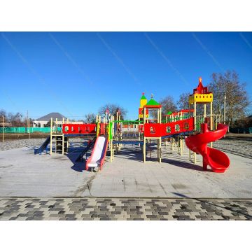 ДИК Кремль с винтовой горкой