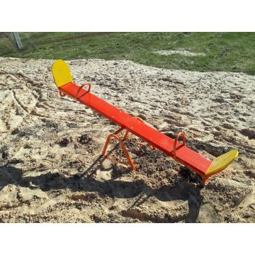 Качалка-балансир деревянная