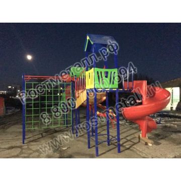 Горка пластиковая винтовая