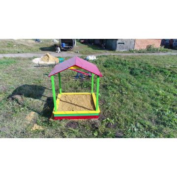 Песочница с навесом
